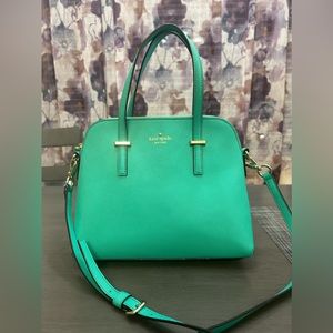 SALE!!! ☘️☘️Kate Spade Hand Bag/Shoulder Bag / Crossbody EUC